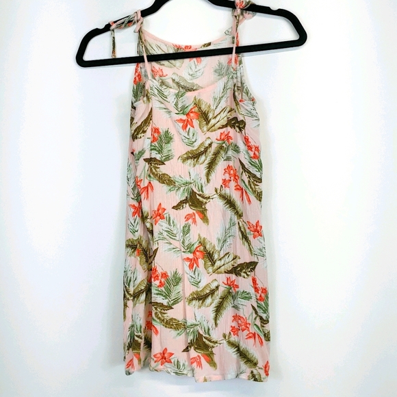 SEE NEW LISTING Forever 21 Sleeveless Floral Tank Top Size Small - Picture 2 of 5